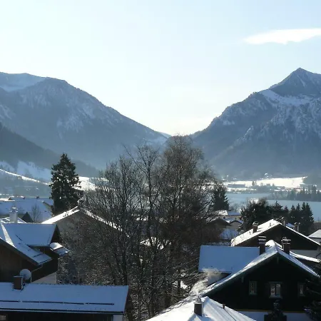 Schonblick Apartment *